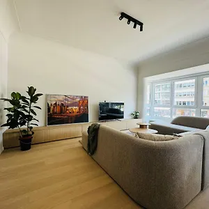 Renovated With Casino View And Free Parking , Oostende België