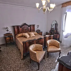 Casagiulietta , Venise Italie